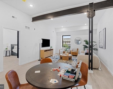 3211 Cedar Street - Photo Thumbnail 3