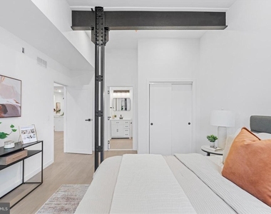 3211 Cedar Street - Photo Thumbnail 12