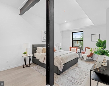 3211 Cedar Street - Photo Thumbnail 11