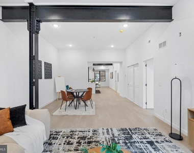 3211 Cedar Street - Photo Thumbnail 9