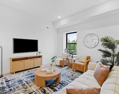 3211 Cedar Street - Photo Thumbnail 4