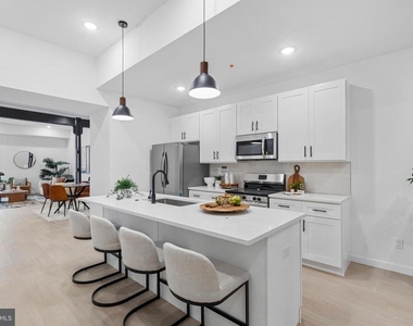 3211 Cedar Street - Photo Thumbnail 1