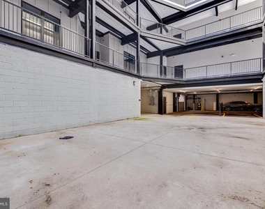 3211 Cedar Street - Photo Thumbnail 8