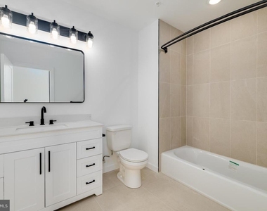 3211 Cedar Street - Photo Thumbnail 3