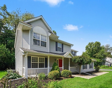 2124 Quail Run Drive - Photo Thumbnail 1