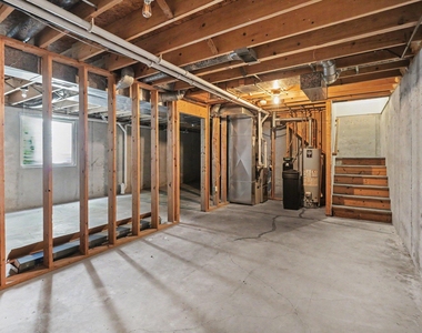 2124 Quail Run Drive - Photo Thumbnail 23