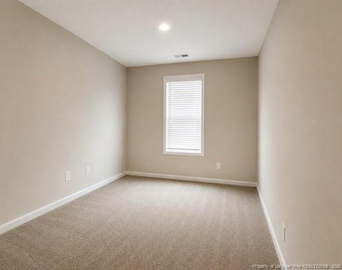 4032 Shire Street - Photo Thumbnail 9