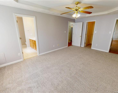 3004 Bolla Drive - Photo Thumbnail 11