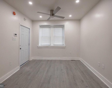 6649 Blakemore Street - Photo Thumbnail 11