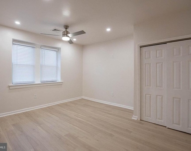 6649 Blakemore Street - Photo Thumbnail 17