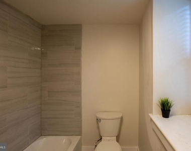 6649 Blakemore Street - Photo Thumbnail 3