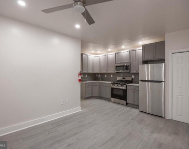 6649 Blakemore Street - Photo Thumbnail 9