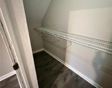 401 S Clinton Avenue - Photo Thumbnail 7