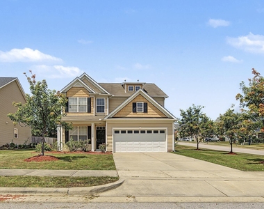 201 Hope Valley Road - Photo Thumbnail 2