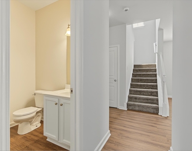 201 Hope Valley Road - Photo Thumbnail 18