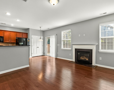 614 Rose Laurel Court - Photo Thumbnail 9