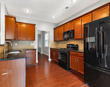 614 Rose Laurel Court - Photo Thumbnail 12