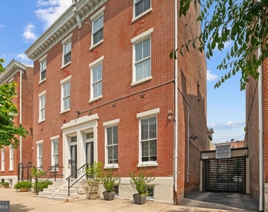 1613 Green Street - Photo Thumbnail 12