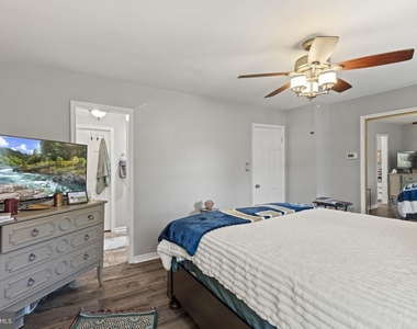6925 Sprague Street - Photo Thumbnail 22