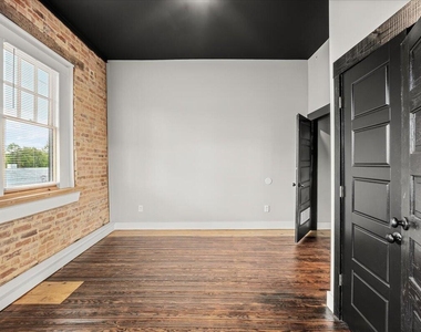 202 S Main Street - Photo Thumbnail 7