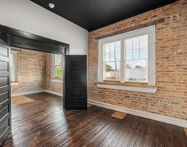 202 S Main Street - Photo Thumbnail 8