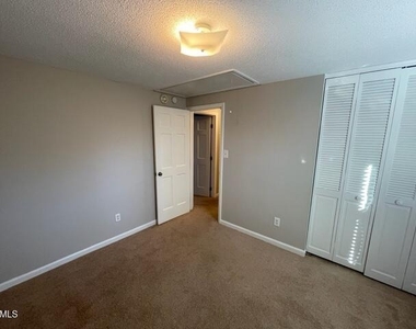 101 Indigo Drive - Photo Thumbnail 14