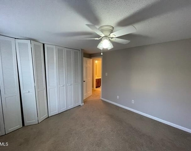 101 Indigo Drive - Photo Thumbnail 10