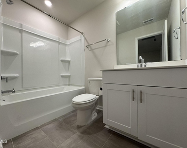 250 Brook Farm Lane - Photo Thumbnail 18