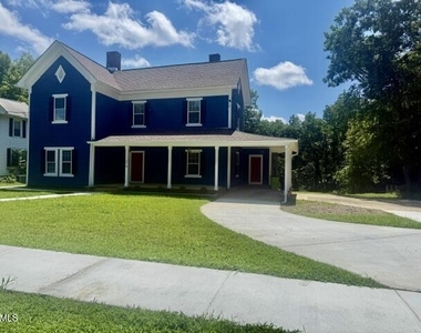 216 Forest Avenue - Photo Thumbnail 30