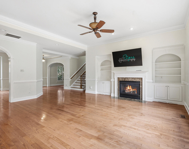 8228 Clarks Branch Drive - Photo Thumbnail 9