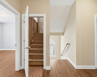 8228 Clarks Branch Drive - Photo Thumbnail 22
