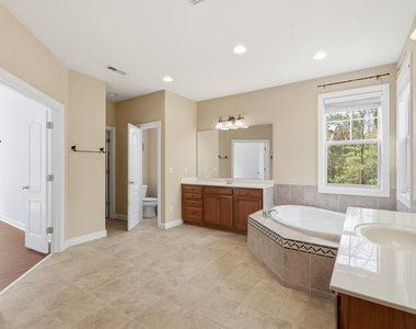 8228 Clarks Branch Drive - Photo Thumbnail 32