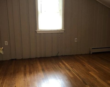 2215 Bustard Road - Photo Thumbnail 5