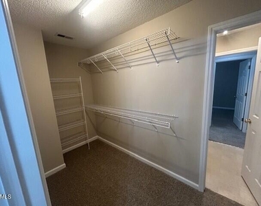 220 Stansbury Lane - Photo Thumbnail 10
