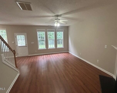 220 Stansbury Lane - Photo Thumbnail 1