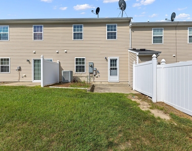 1942 Grassy Banks Drive - Photo Thumbnail 25