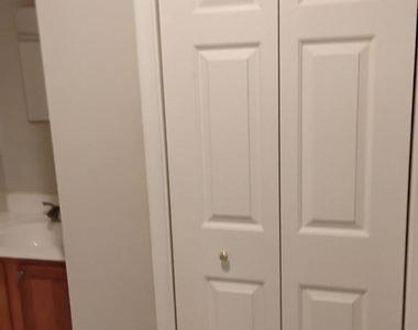 667 Walnut Street - Photo Thumbnail 16