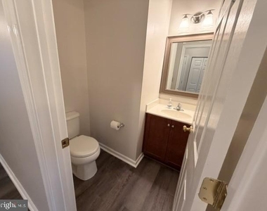 2133 Hidden Meadows Avenue - Photo Thumbnail 6