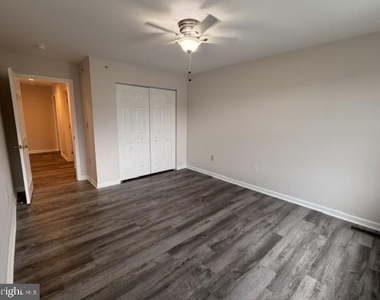 2133 Hidden Meadows Avenue - Photo Thumbnail 24