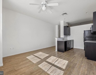 1015-1021 W Lancaster Avenue - Photo Thumbnail 12