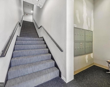 1015-1021 W Lancaster Avenue - Photo Thumbnail 22