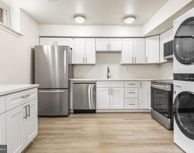 515 N York Road - Photo Thumbnail 9