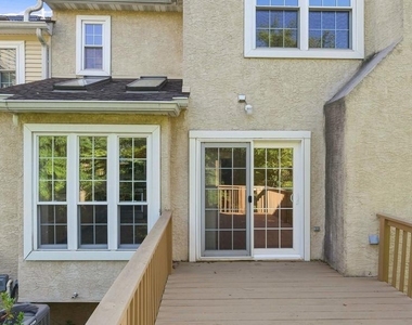 432 Country Club Drive - Photo Thumbnail 35