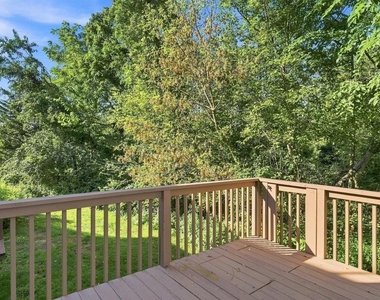 432 Country Club Drive - Photo Thumbnail 33