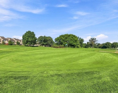 432 Country Club Drive - Photo Thumbnail 41
