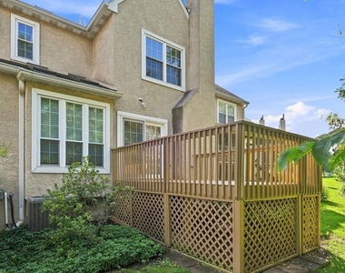 432 Country Club Drive - Photo Thumbnail 36