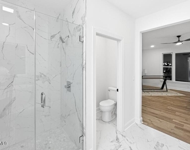 4917 Harbour Towne Drive - Photo Thumbnail 6