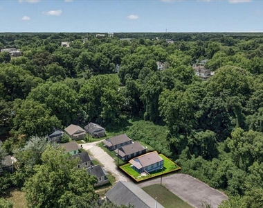 415 Spring Court - Photo Thumbnail 32