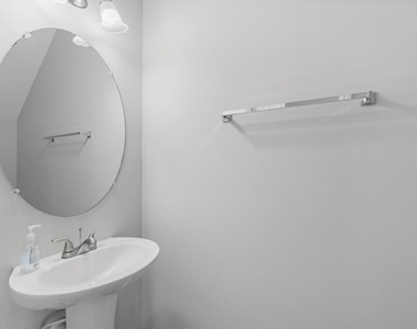 5712 Clearbay - Photo Thumbnail 9