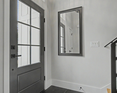 163 E Park Street - Photo Thumbnail 5